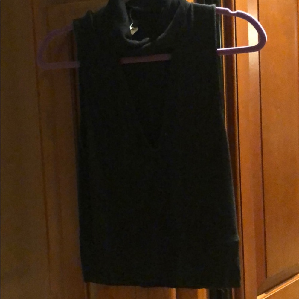 Black cowel neck tank top